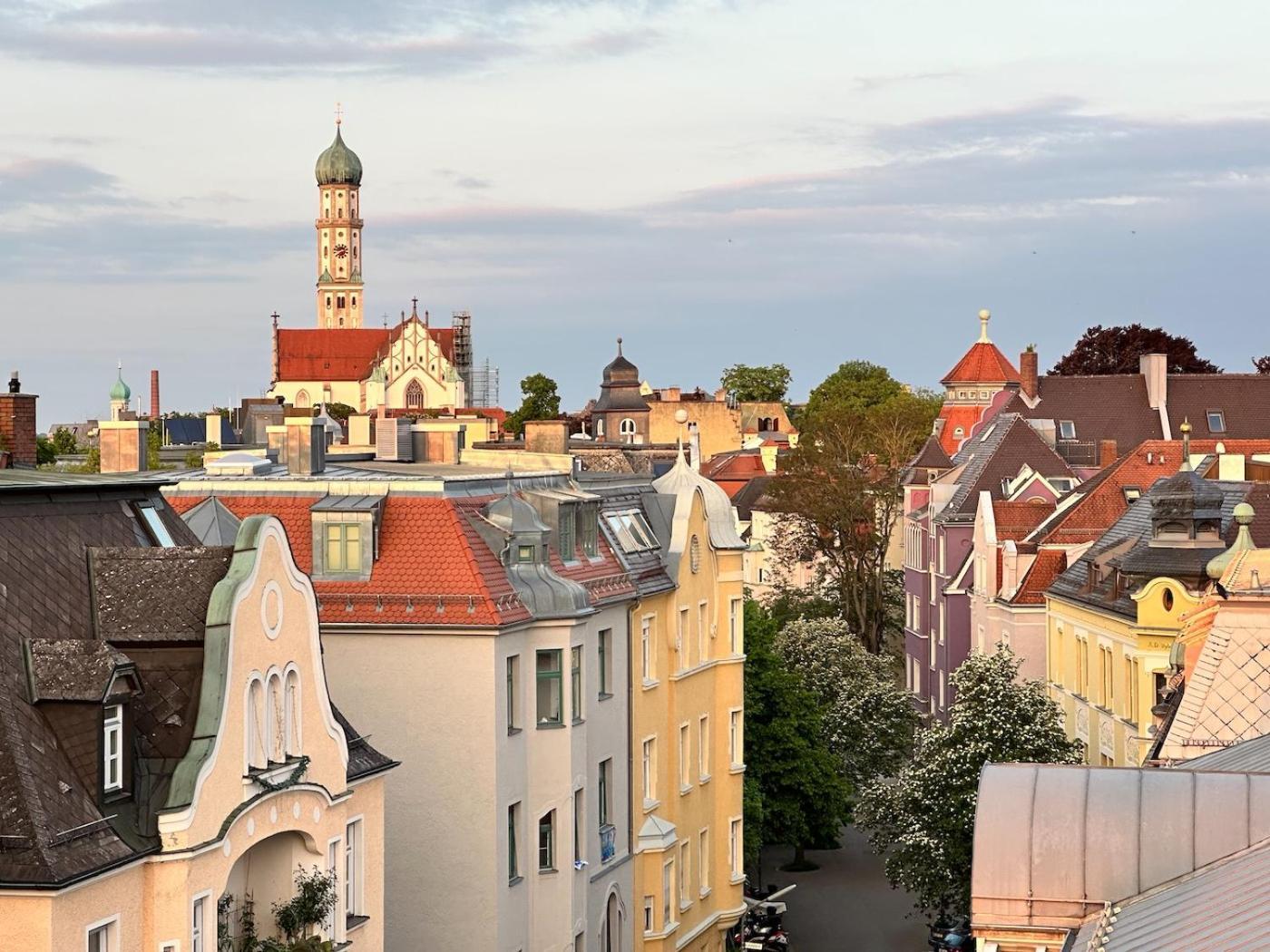 Apartament Truly - Viel Platz Fuer Business & Familie - Modern, Garage, Fahrstuhl Augsburg Zewnętrze zdjęcie
